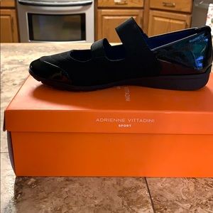 New Adrienne Vittadini Sport shoes